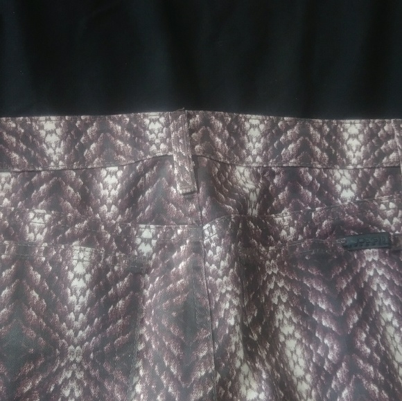 Joe's Jeans Snakeskin Print Jeans - Picture 5 of 8